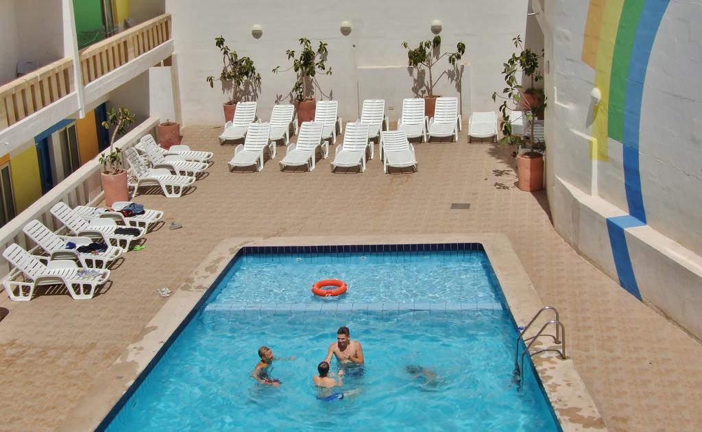 Nsts Campus Residence And Hostel Msida Exterior photo